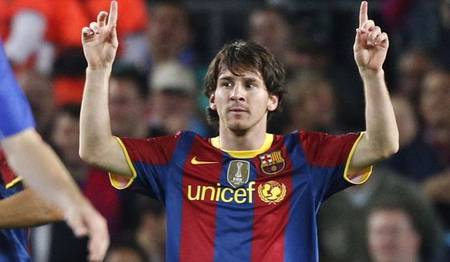 Messi celebra su gol al Copenhague en el partido de ida