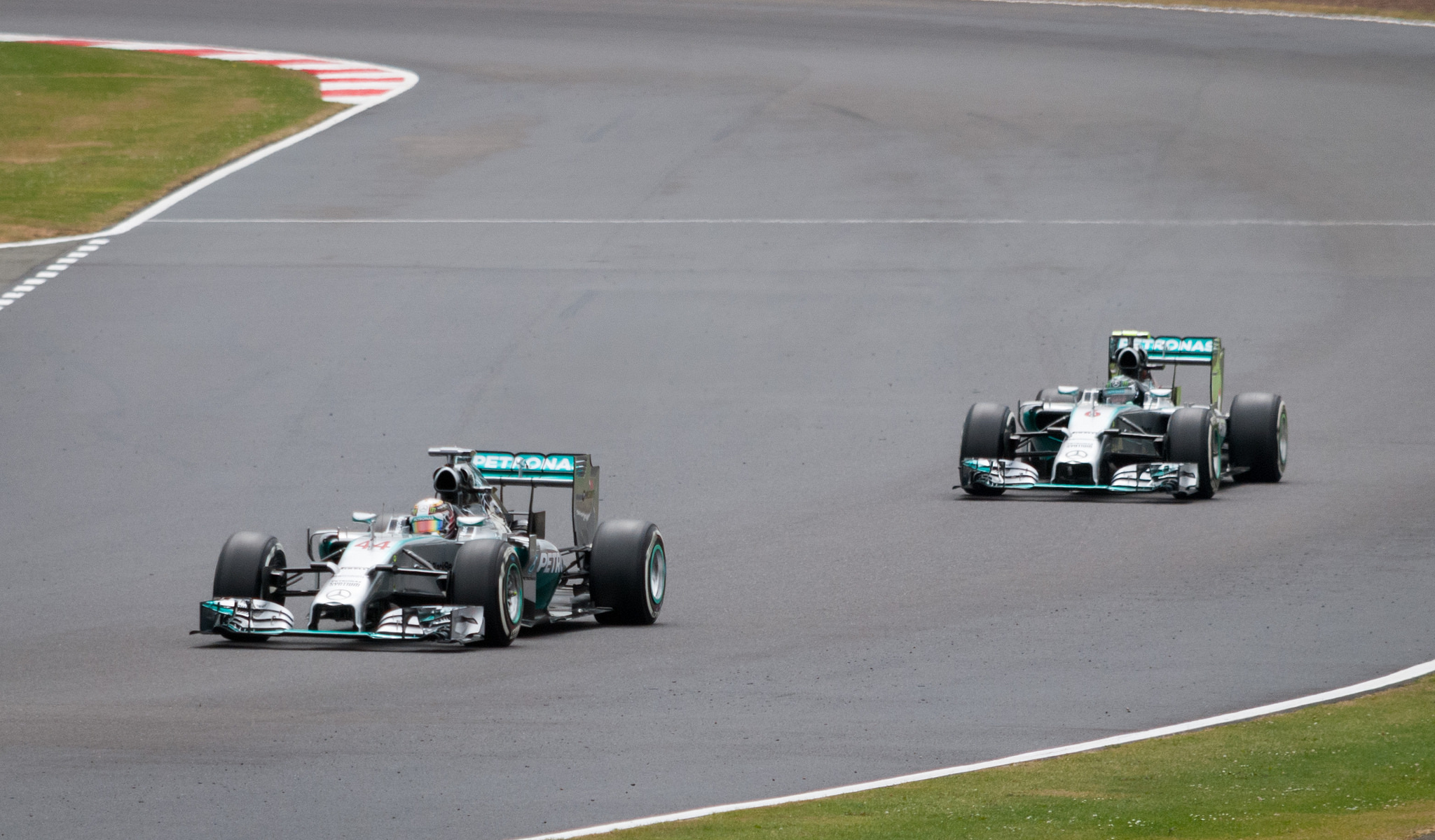 Mercedes amenaza el Mundial de Fórmula 1